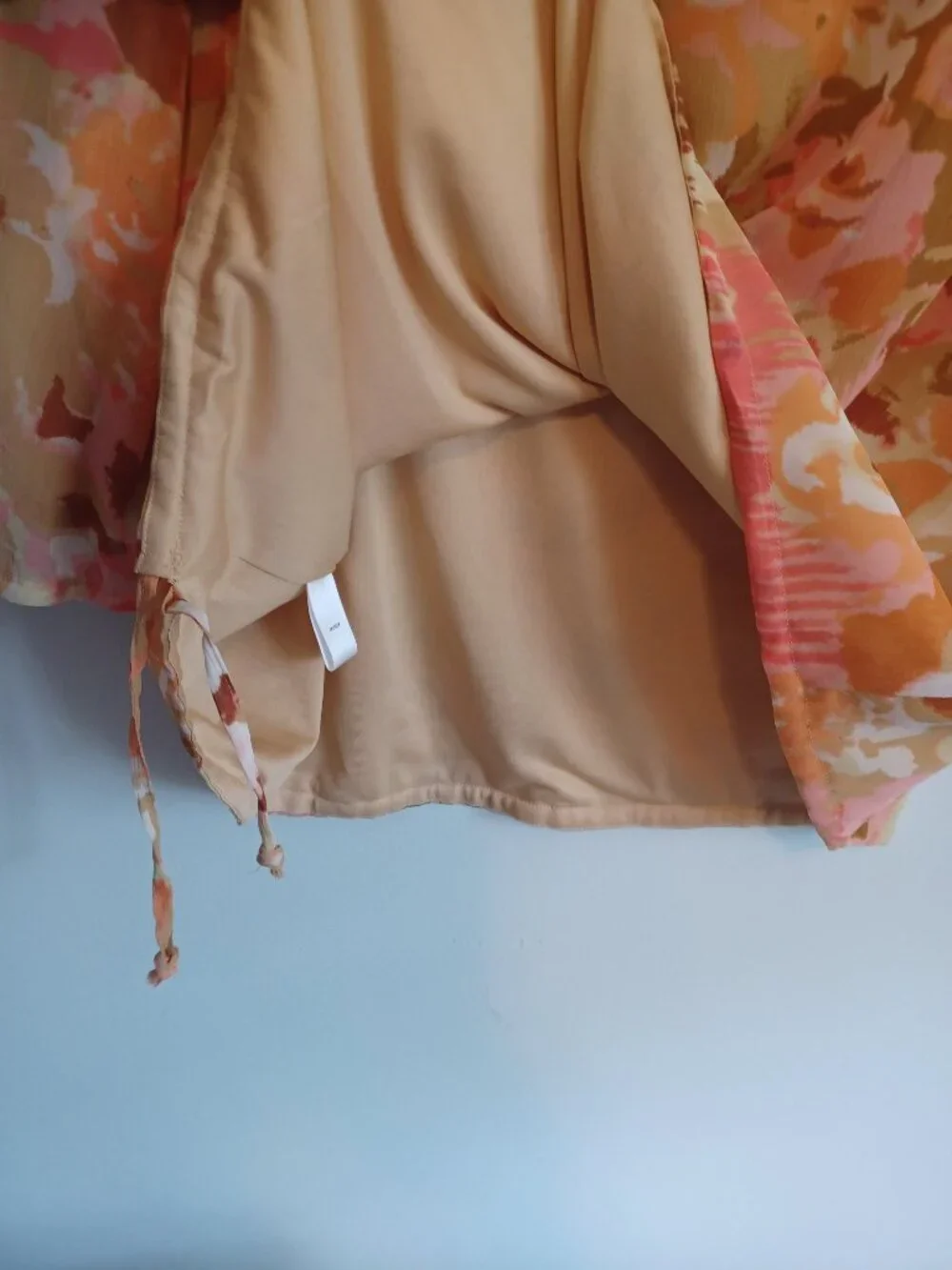 Liz Claiborne Women's Multi Color Peasant Blouse Top size L - Picture 8 of 8